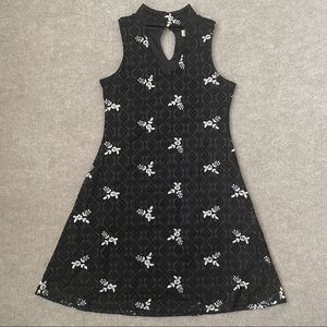 Altar’d State Dress Womens Small Black & White Cutout Overlay Embroidered